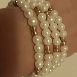 White & Gold classy looking bangles